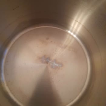 Yeni Alınan Fissler Düdüklü Tencerede İlk Kullanımda Kararma Ve Yanık Lekeleri, İade Talebi