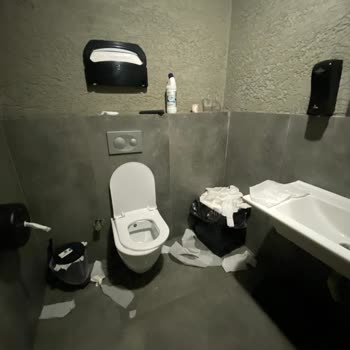 Hijyen Sorunu Ve Söz Verilen İkramın Uygulanmaması Nedeniyle Güven Kaybı