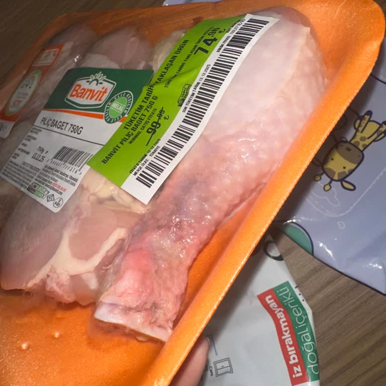 Migros Hemen'den Bozuk Ve Yanlış Etiketli Tavuk Teslimatı: Gıda Güvenliği Endişesi