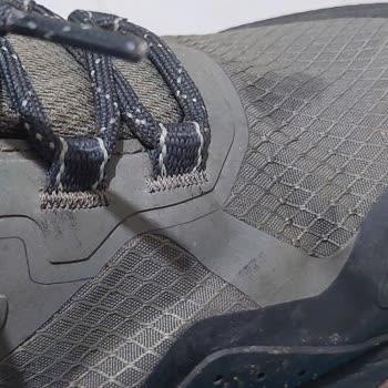 Satın Aldığım Outdoor Ayakkabının Üst Kısmında Açılma Var, Değişim Talep Ediyorum