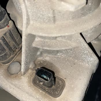 Renault Master’da Tekrarlayan Direksiyon Pompası Sorununa Çözüm Bulunamıyor!