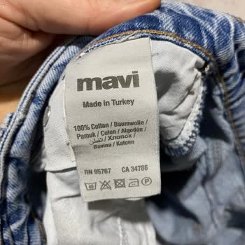 Mavi Marka Kot Pantolonlarda Beklenmedik Yıpranma Ve Renk Solması