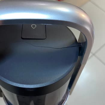Kısa Sürede Kırılan Plastik Parçalar Nedeniyle Fakir Süpürgemden Hayal Kırıklığı Yaşıyorum