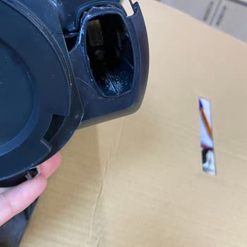 Kısa Sürede Kırılan Plastik Parçalar Nedeniyle Fakir Süpürgemden Hayal Kırıklığı Yaşıyorum