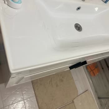 Bauhaus'tan Aldığım Kusurlu Lavabo İçin Uzun Süredir Çözüm Bekliyorum