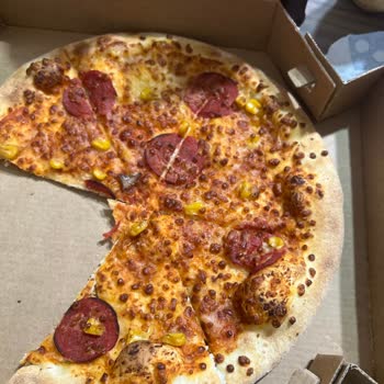 Domino's'tan Gelen Kupkuru Ve Yanlış İçerikli Pizzalar Hayal Kırıklığı Yarattı