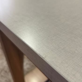 Kısa Sürede Hasar Gören Valencia Yemek Masası İçin Çözüm Sunulmuyor