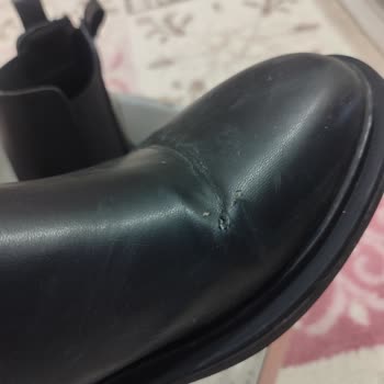 Kısa Sürede Çatlayan Bot Ve Reddedilen İade Talebi