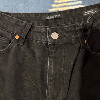 Kısa Sürede Deforme Olan Pantolon İçin Gerekçesiz Olumsuz İnceleme Ve Mağduriyet