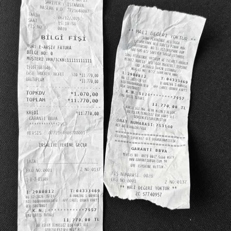 Alo Yoga Mağazasında Şeffaf Olmayan Değişim Politikası Nedeniyle Hayal Kırıklığı