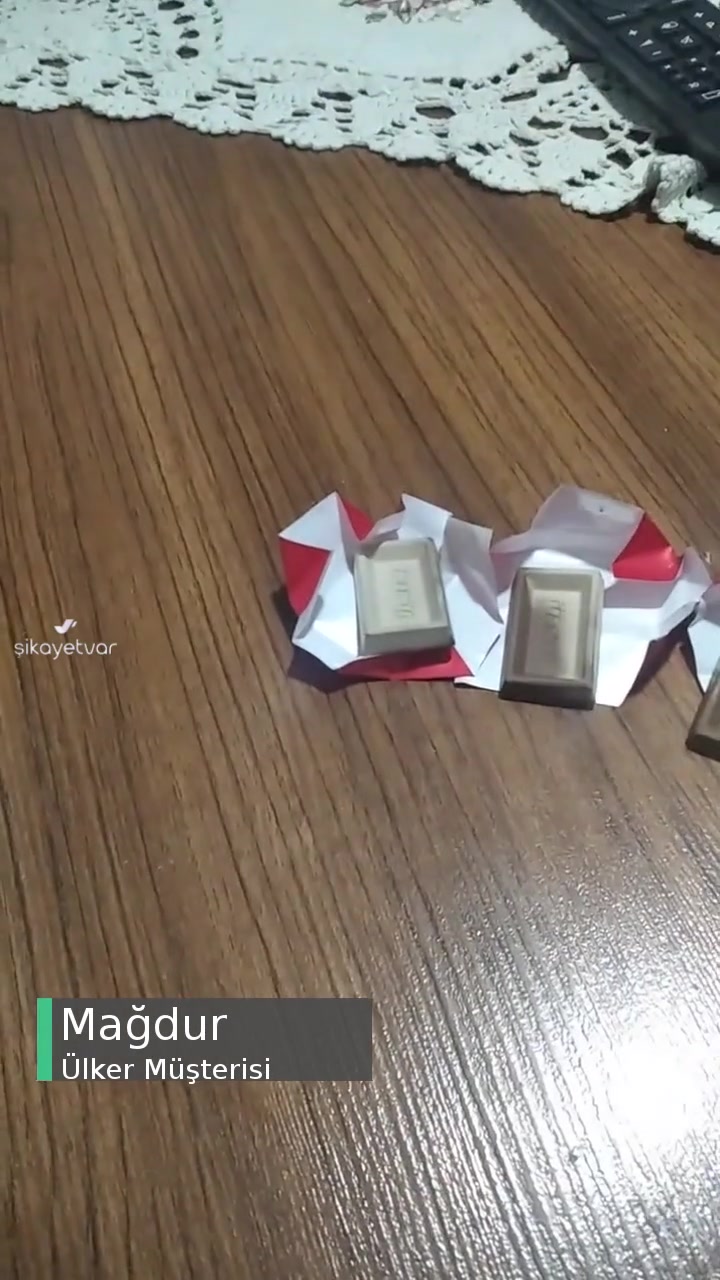 Ülker Napoliten Bayat Çikolata videonun kapak resmi
