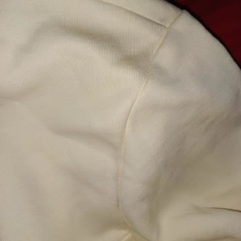 Defactofit Kullanılmış Ve Lekeli Ürün Gönderimi, Yetersiz Müşteri Hizmetleri Deneyimi