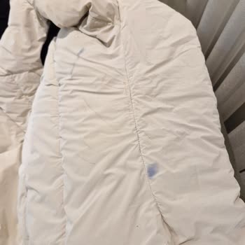 Az Kullanılan Şişme Yelekte Beklenmedik Lekelenme Sorunu