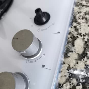 Simfer 7330 Ankastre Ocakta Kronik Düğme Sorunu Ve Yedek Parça Bulunamıyor