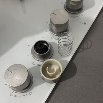 Simfer 7330 Ankastre Ocakta Kronik Düğme Sorunu Ve Yedek Parça Bulunamıyor