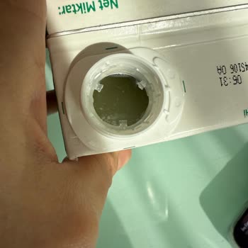 Son Kullanma Tarihi Geçmemiş Süt Bozuk Çıktı Mağduriyetimin Giderilmesini İstiyorum