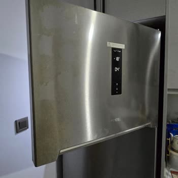 Vestel Buzdolabında Tekrarlayan Kapak Sorunu Ve Çözülmeyen Garanti Problemi