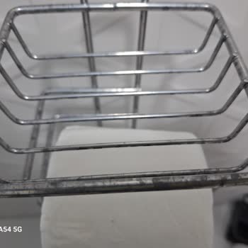 BİM’den Alınan Okyanus Banyo Setinin Metal Standı Kısa Sürede Karardı, İade İstiyorum