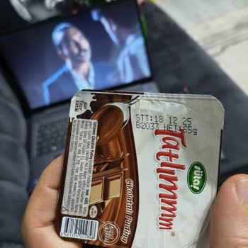 Son Kullanma Tarihi Geçmemiş Sütaş Tatlım Puding Küflü Çıktı, Güvenim Sarsıldı