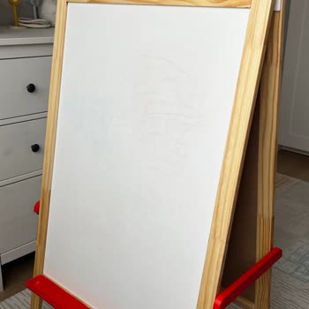 Mala Yazı Tahtasında Silinmeyen Yazılar Ve İlgisiz Müşteri Hizmetleri