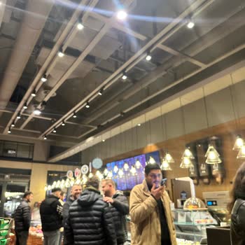 Fondü Servisinde Eksik Ve İlgisiz Hizmet Deneyimi