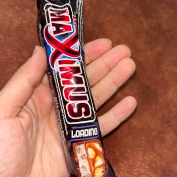 Eti Maximus Çikolatanın İçinden Naylon Parçası Çıktı: Sağlık Ve Hijyen Konusunda Endişeliyim