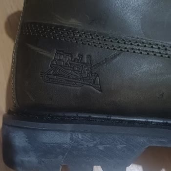 Satın Aldığım Ayakkabı İlk Kullanımda Ciddi Rahatsızlık Verdi, Uzaktan Çözüm Talep Ediyorum