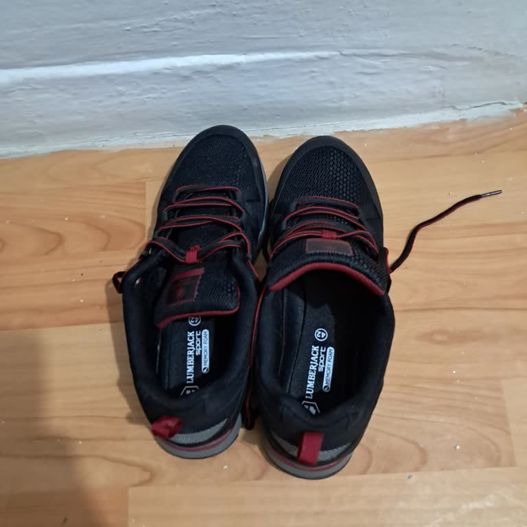 FLO Mağazasında Numara Değişimi İçin Yüksek Fiyat Farkı Talebi