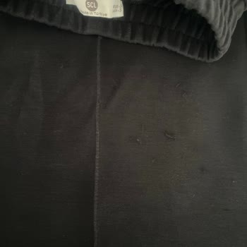 İlk Giyişte Eski Gibi Olan Pantolon Hayal Kırıklığı Yaşattı