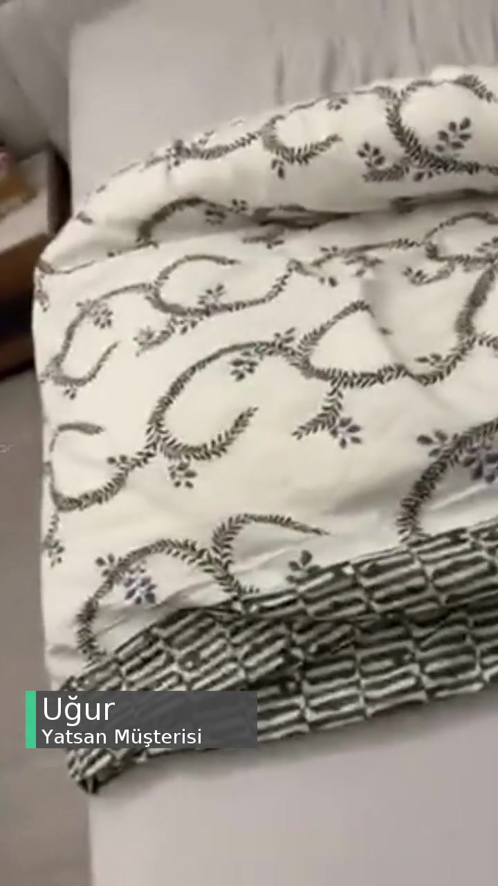 Yatsan Baza Kırık videonun kapak resmi