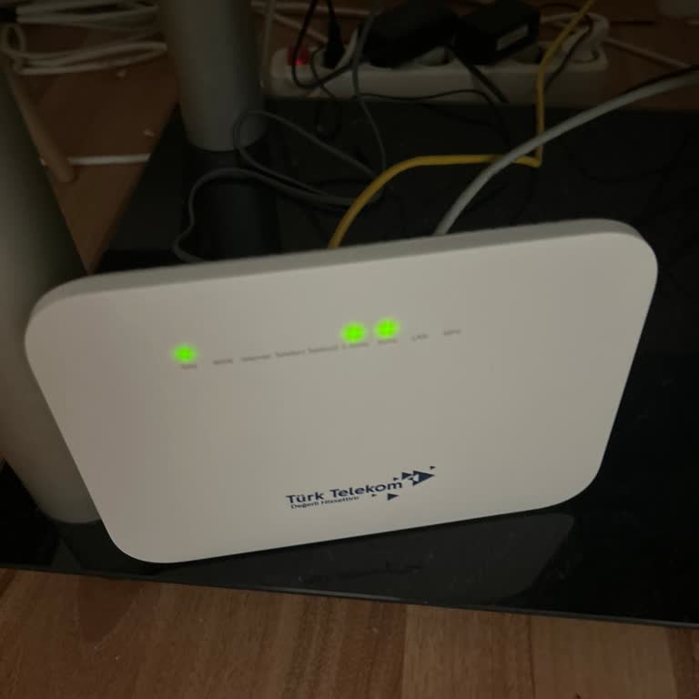 Uzun Süren Altyapı Çalışması Nedeniyle İnternet Kesintisi Ve Yetersiz Bilgilendirme