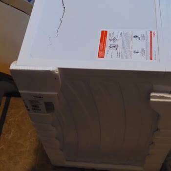 Sıfır Alınan Çamaşır Makinesi Kırık Çıktı, Hızlı İade Ve Mağduriyetimin Giderilmesini Talep Ediyorum