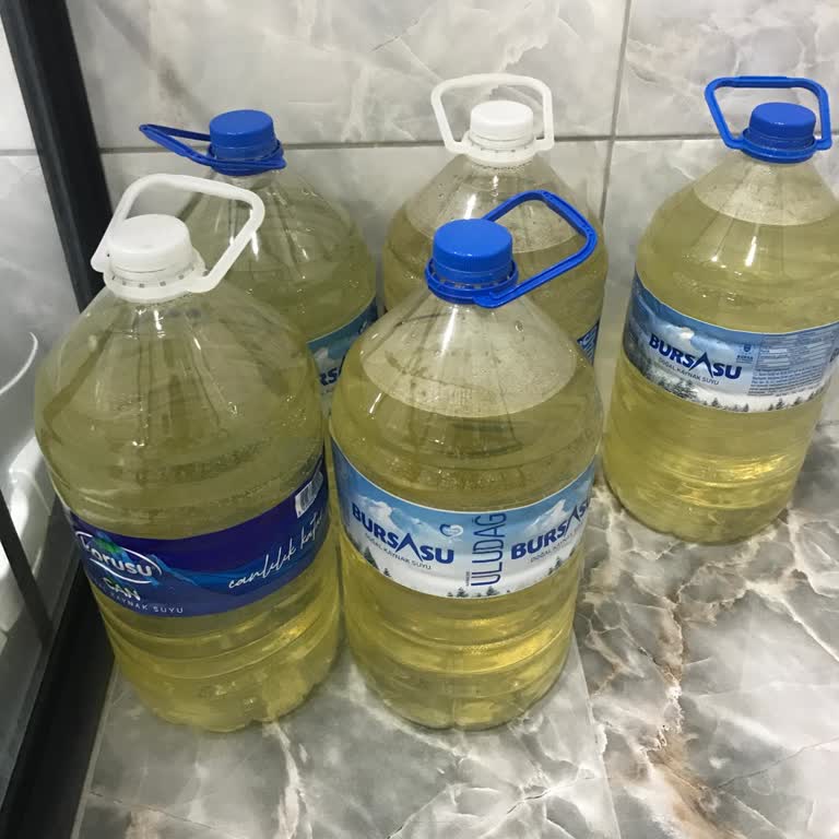 Yıldırım Mesken’de Günlerdir Çamurlu Ve Sağlıksız Suya Mahkum Edildik