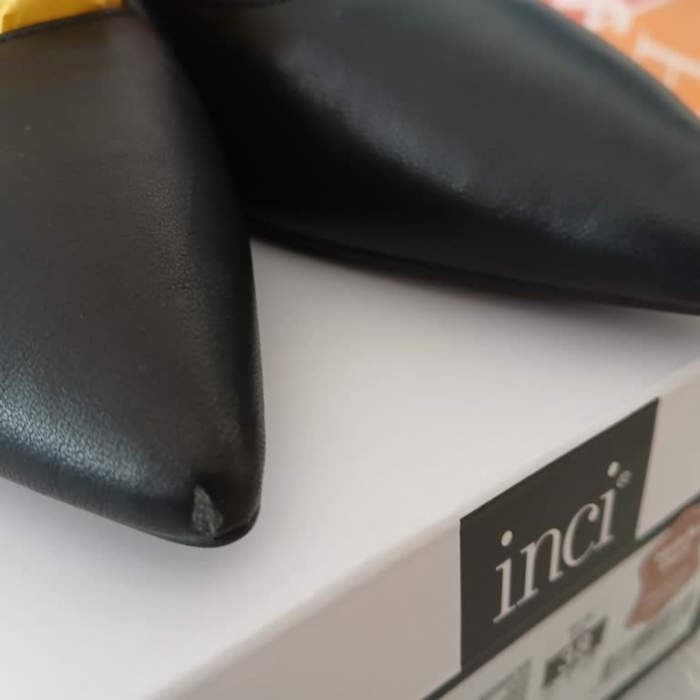 Kısa Sürede Deforme Olan Hakiki Deri Ayakkabıda İade Veya Değişim Talebi