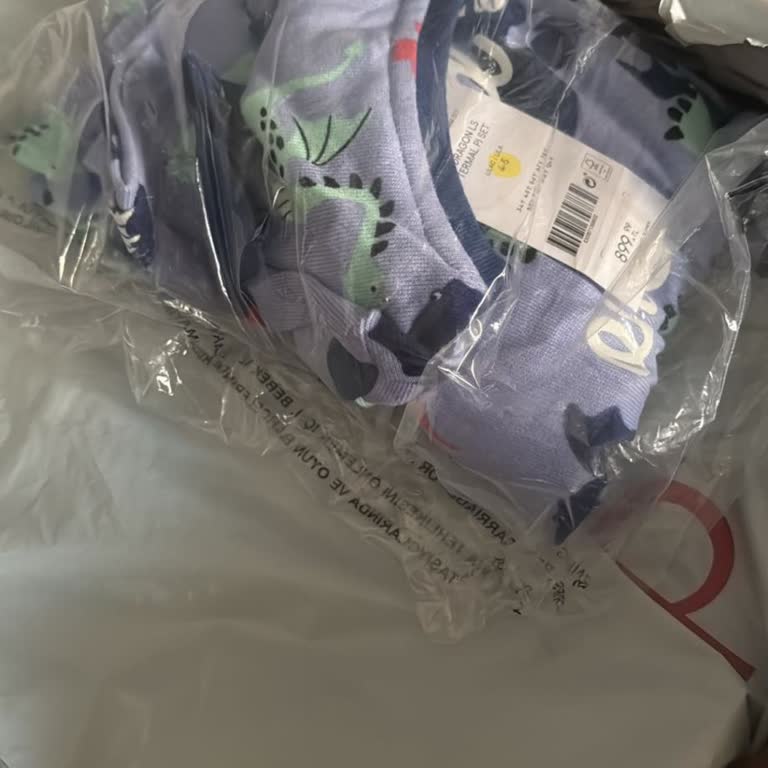 Eksik Gönderilen Kız Çocuk Pijamaları Ve İletişimsizlik Nedeniyle Mağduriyet