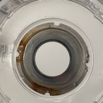 Kiwi Home Kbaby-85 Model Ürünü Çok Kısa Süre Kullanmış Olmama Rağmen Hazne Kısmı Paslandı