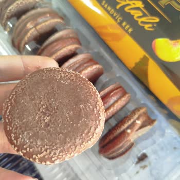 A101’den Aldığım Şölen Luppo Kekin Bozuk Çıkması Ve Hijyen Endişesi