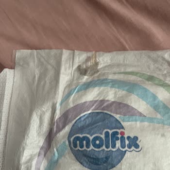 Molfix Bebek Bezinde Tekrar Yabancı Cisim Buldum, Hijyen Ve Güven Endişesi Yaşıyorum