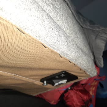 Garanti Kapsamındaki Koltuk Ayağı Kırığı Kullanıcı Hatası Olarak Değerlendirildi, Mağduriyet Yaşadım