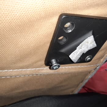 Garanti Kapsamındaki Koltuk Ayağı Kırığı Kullanıcı Hatası Olarak Değerlendirildi, Mağduriyet Yaşadım