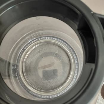 Arçelik Çay Makinemin Cam Haznesi Çatladı, Servisten Kullanılmış Parça Verildi