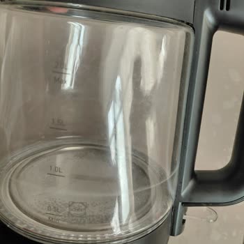 Arçelik Çay Makinemin Cam Haznesi Çatladı, Servisten Kullanılmış Parça Verildi