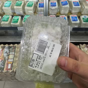 Bozuk Peynir Satışı Ve Gıda Güvenliği Konusunda Yetersiz Önlem