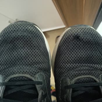 Garantili Adidas Ayakkabım 6 Ayda Açıldı, Değişim Ve İade Reddedildi