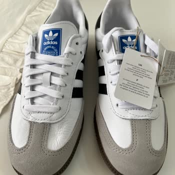 Adidas’tan İade Edilen Ayakkabıların Ücreti Hala Kartıma Yatmadı, Mağduriyet Yaşıyorum