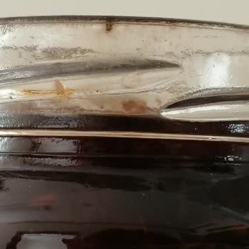 Yeni Gün Reçel Kavanozunda Pas Ve Siyahlaşma Endişesi Hijyen Sorununa Yol Açtı