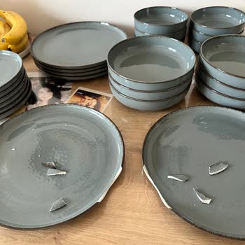 Kırık Gelen Tabakların Tedarik Edilmemesi Ve Satıcıdan Yanıtsız Kalınması