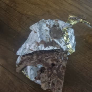 Aldığım Ülker Fındıklı Çikolata Ambalajı Açınca Bozuk Ve Eksik Çıktı