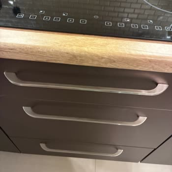 Emaks Furniture Acessories Ürünlerinde Renk Atma Sorunu