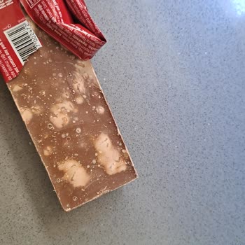 Bozuk Tadelle Çikolata Ve Yanıtsız Müşteri Hizmetleri Hayal Kırıklığı Yarattı